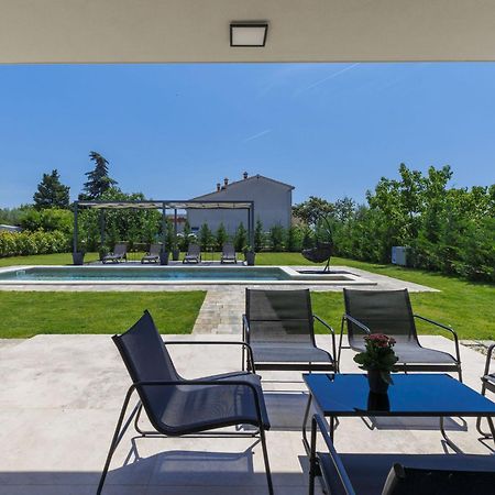 Holiday Home Villa Essea By Interhome Kanfanar Exterior foto